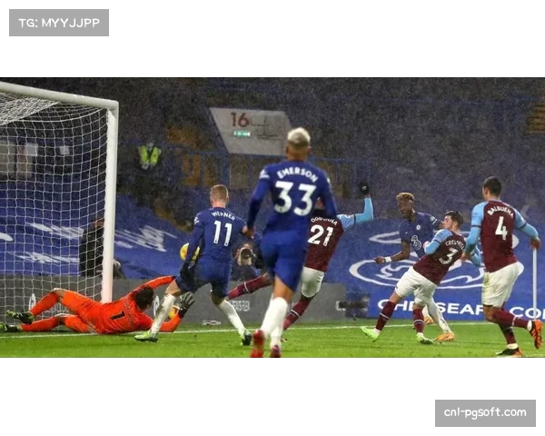 赛前动态：切尔西队内训练重点演练“由守转攻三秒内完成推进”的极端快速反击套路